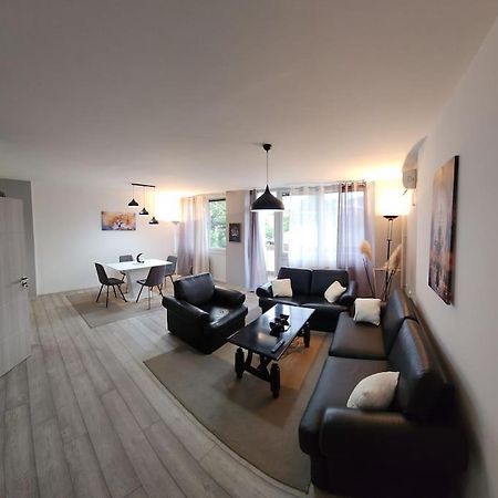 City Center Apt Wfree P Скоп'є Екстер'єр фото