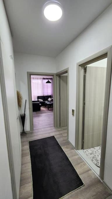 City Center Apt Wfree P Скоп'є Екстер'єр фото